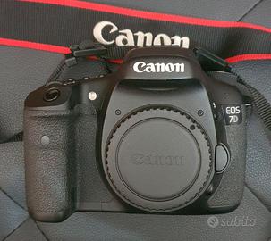 Canon 7d solo corpo macchina pochissimi scatti
