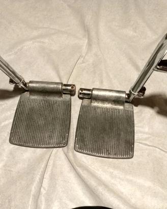 Poggia piedi per sedia 