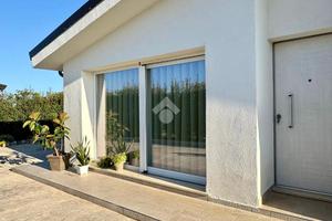 PORZIONE DI BIFAMILIARE A BOTRICELLO