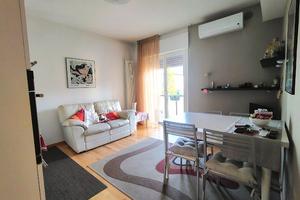 Trento città, bilocale con balcone