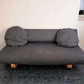 Divano moderno grigio antracite 3 posti