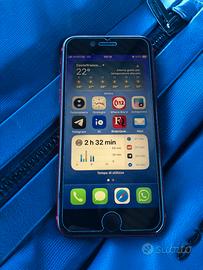 iPhone SE 3a generazione (2022)