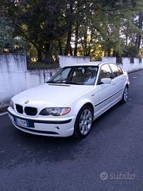BMW 325i