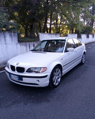 BMW 325i