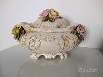 Meravigliosa Zuppiera vintage Capodimonte