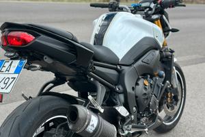 Yamaha FZ8