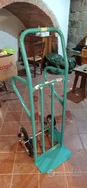 Carrello portapacchi saliscale 3 ruote