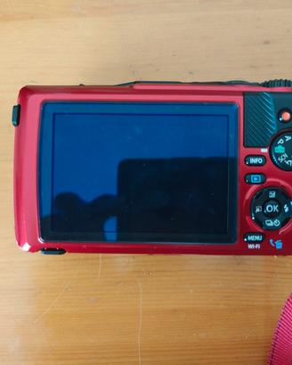 fotocamera TG-7  OM system