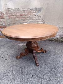 tavolo barocco con difetti