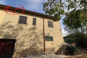 Appartamento di 129 m² con 4 locali a Laterina Per