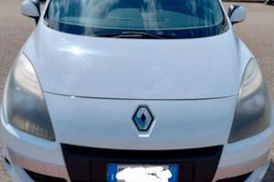 RENAULT Scenic 1.5 dCi 110CV EDC Live