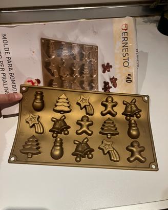 Stampi per cioccolatini natalizi