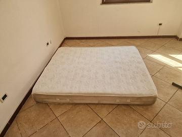 Materasso matrimoniale