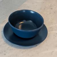 set IKEA di ciotole e piattini blu