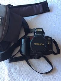Macchina fotografica a rullino YASHICA 270 AUTO FO