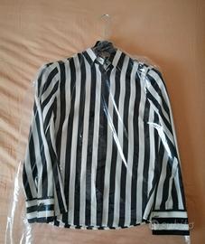 Camicia a righe bianche e nere NARA CAMICIE