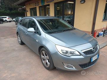 Opel Astra 1.7 CDTI 110CV 5 porte Cosmo