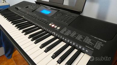 Tastiera Yamaha PSR-E453