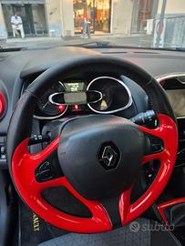 RENAULT CLIO 4