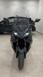 Yamaha T Max 560 - 2023
