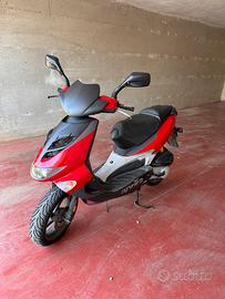 Scooter Aprilia SR 50