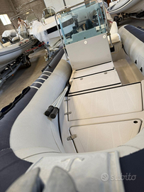 Gommone lomac completo di carrello