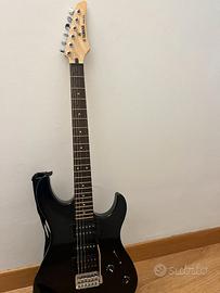 Chitarra Yamaha erg 121c