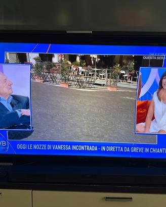 Smart tv Panasonic 55 pollici tenuta bene 4k uhd