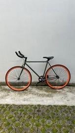 Bicicletta a scatto fisso