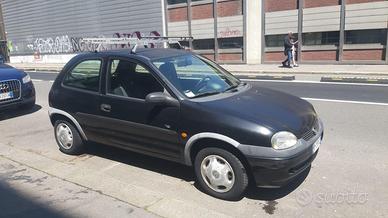 Opel Corsa 1.0 in buone condizoni