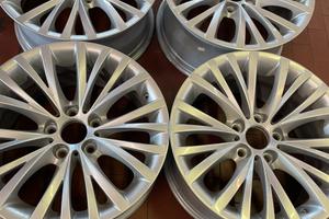 set cerchioni bmw da 18 pollici