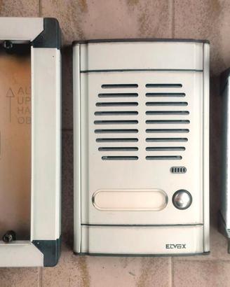 Posto Esterno ELVOX serie 8000