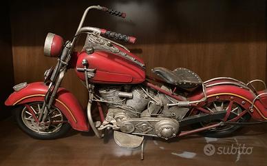 Modellino MOTOCICLETTA in latta artigianale
