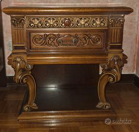 Coppia Comodini vintage legno massello