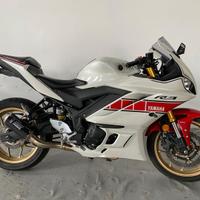 YAMAHA R3