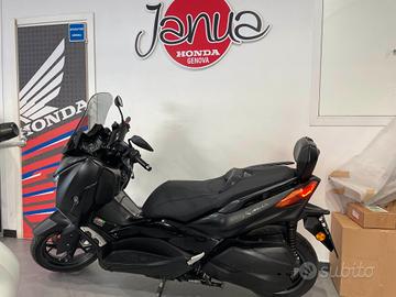 Yamaha X-Max 300 TECH MAX