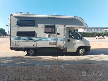 auto roller 6 posti  letto auro 14.700 
