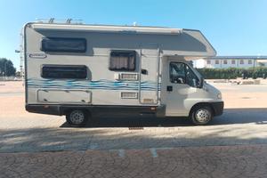 auto roller 6 posti  letto auro 14.700 