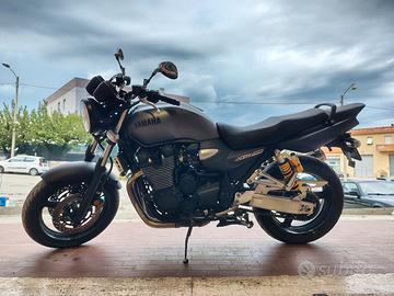 Yamaha XJR1300 SOLO 4600KM!