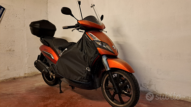 Peugeot Geopolis 300