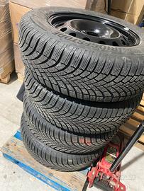 Gomme invernali 235/65 R17