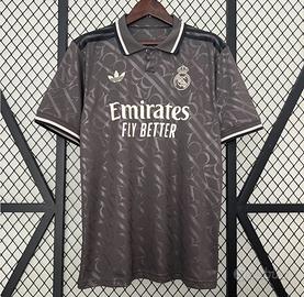 Terza maglia real madrid 2024/25 personalizzabile