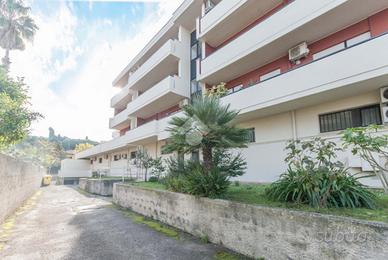 BOX A ROSETO DEGLI ABRUZZI