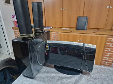Sistema Home Theater 2.1 Samsung HT-X200 (300W) 