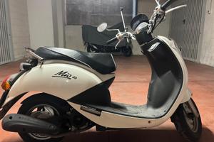 scuter mio 50