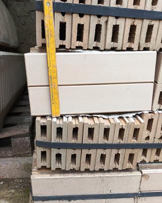 PIASTRELLE DI KLINKER 6x25 - mq 37 