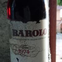 Bottiglie vino datate