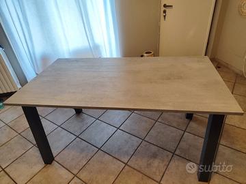 Tavolo allungabile fino a 3 metri 