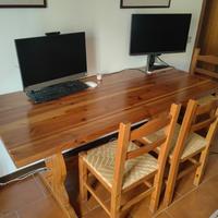 Tavolo da pranzo, credenza e 6 sedie in legno mass