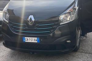 Renault traffic 8 posti